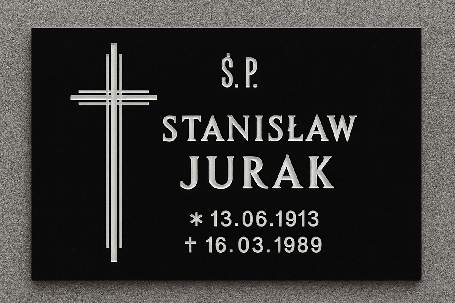 Tablica nagrobkowa dla 2 osób z krzyżem, elegancki prosty układ