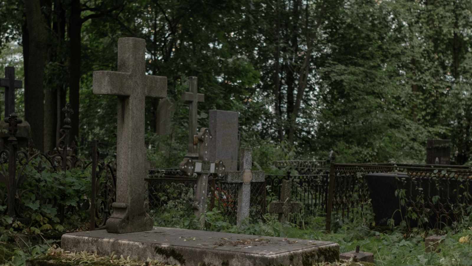 tablice nagrobkowe z plexi