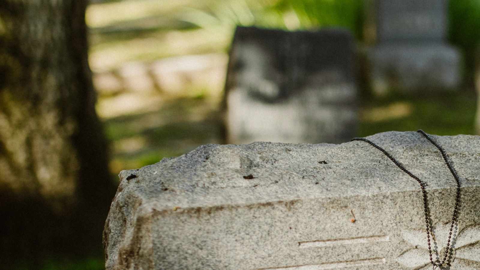 tablice nagrobkowe z plexi