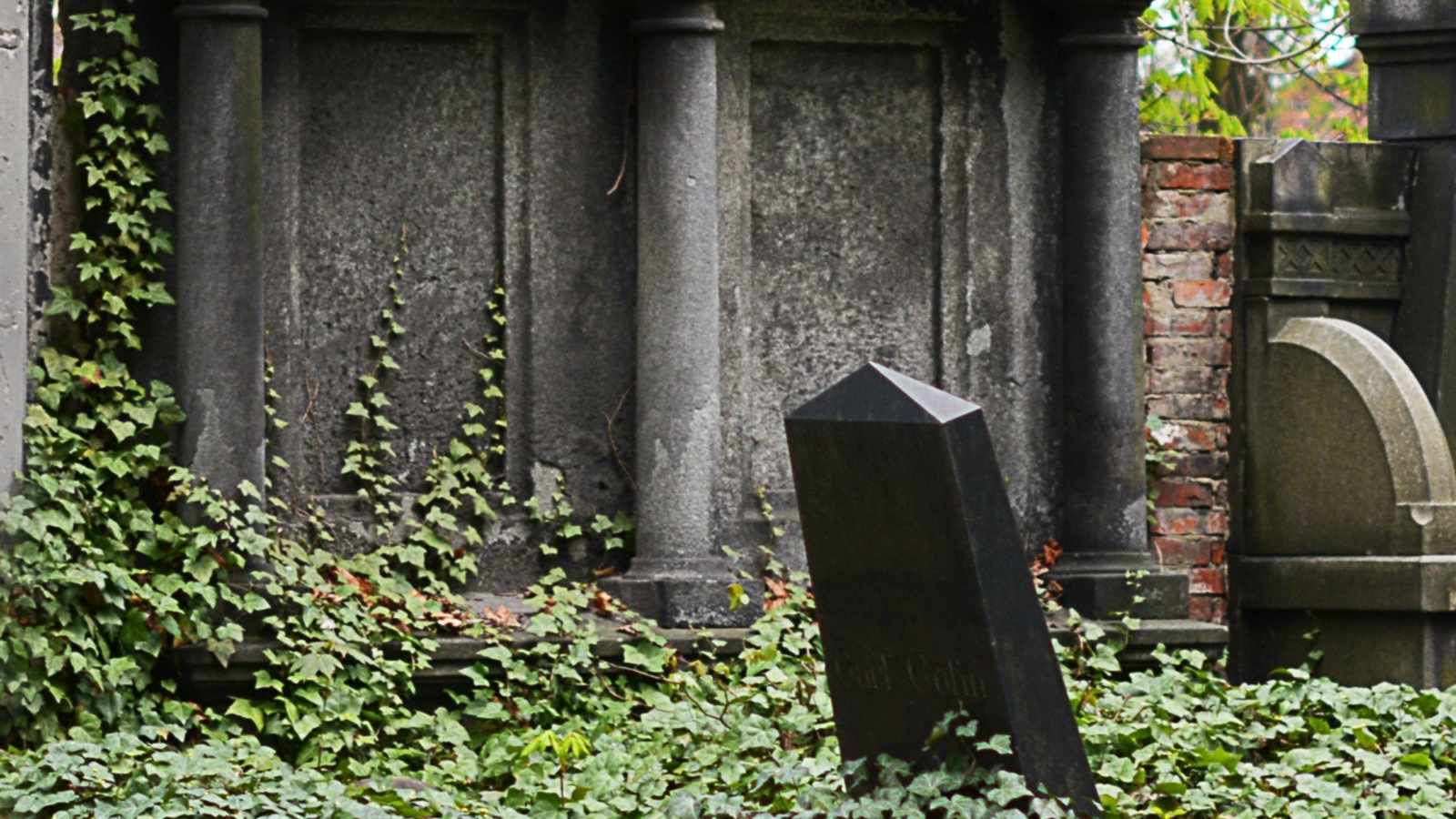 tablice nagrobkowe z plexi