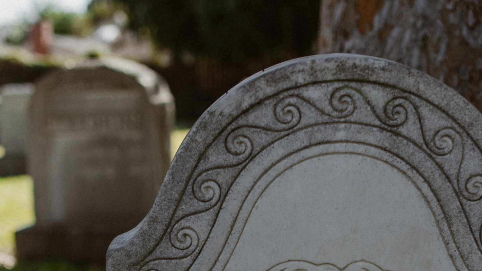 tablice nagrobkowe z plexi