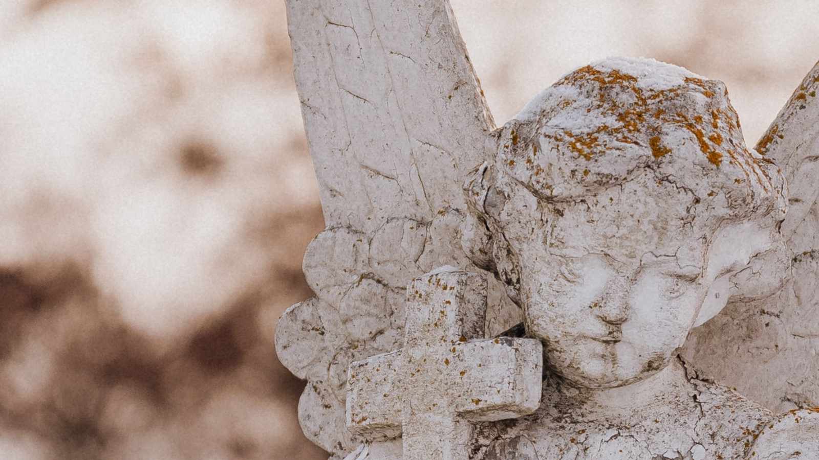 tablice nagrobkowe z plexi