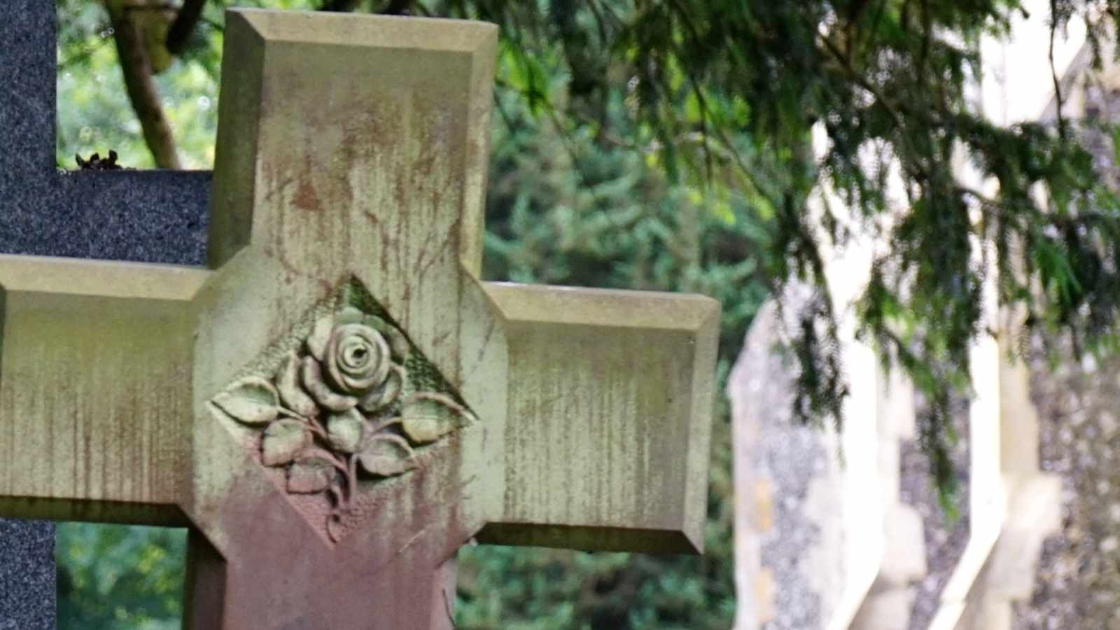 tablice nagrobkowe z plexi