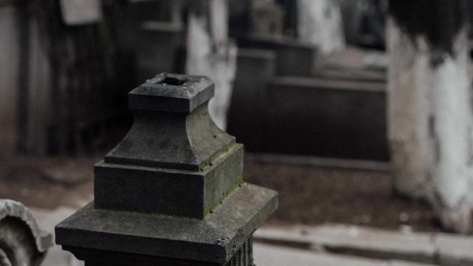 tablice nagrobkowe z plexi